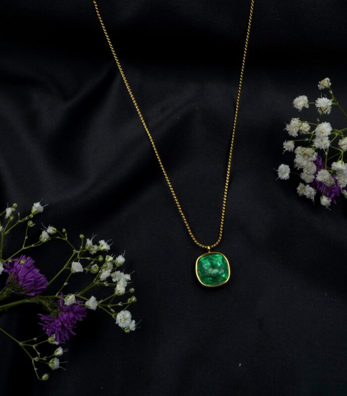 Green Emerald Pedant